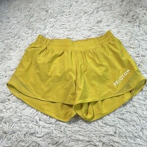 Lululemon Hotty Hot Short II *Long 4" Soleil